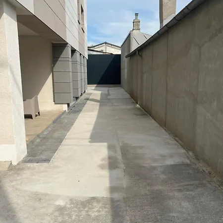 Everest 33 Ap 2 Βουκουρέστι