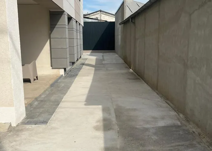 Everest 33 Ap 2 Bükreş