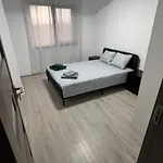 Apartment Everest 33 Ap 2 Bucharest